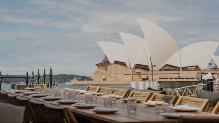 Dining near opera house